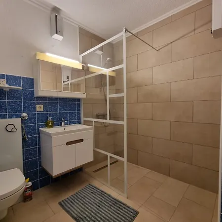 Apartment Kajuete